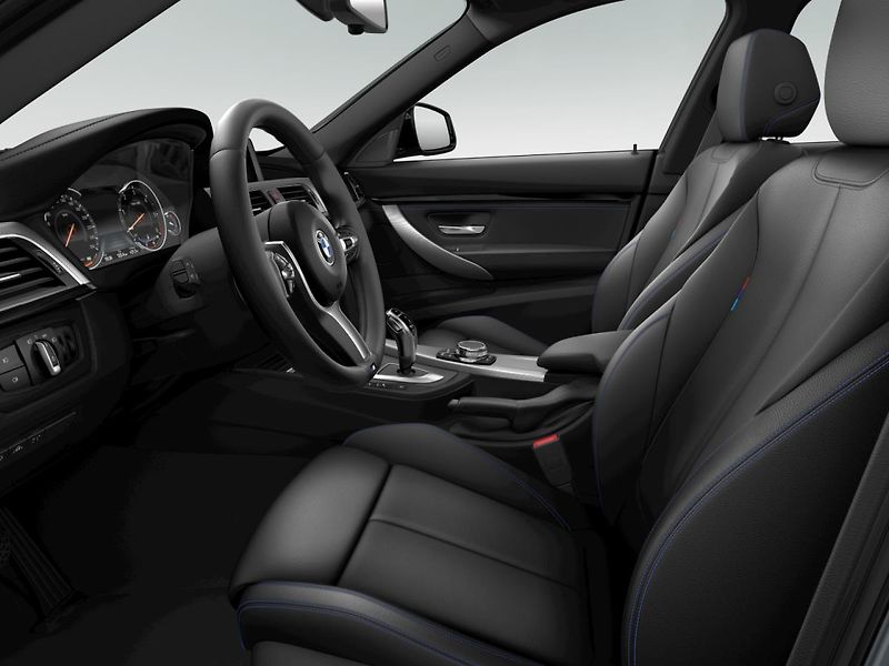 BMW Řada 3 320d xDrive Mpaket - fotka 7 z 11