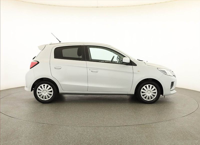 Mitsubishi Space Star (2022) 1.2 MIVEC, Automat, ČR,1.maj - fotka 6 z 18
