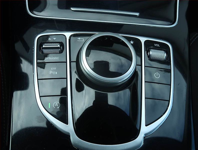 Mercedes-Benz Třídy C (2015) C 220 d 4MATIC , 4X4, Automat - fotka 19 z 22