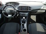 Peugeot 308 (2019) 1.2PT, AC, park.asist - náhled 8