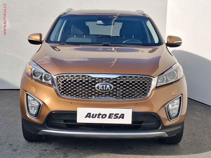 Kia Sorento (2017) 2.2CRDi 4x4, ČR, Navi, xenon - fotka 2 z 20