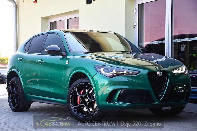 Alfa Romeo Stelvio 2.9 V6 Bi-T 520PS QUADRIFOGLIO - fotka 7 z 56