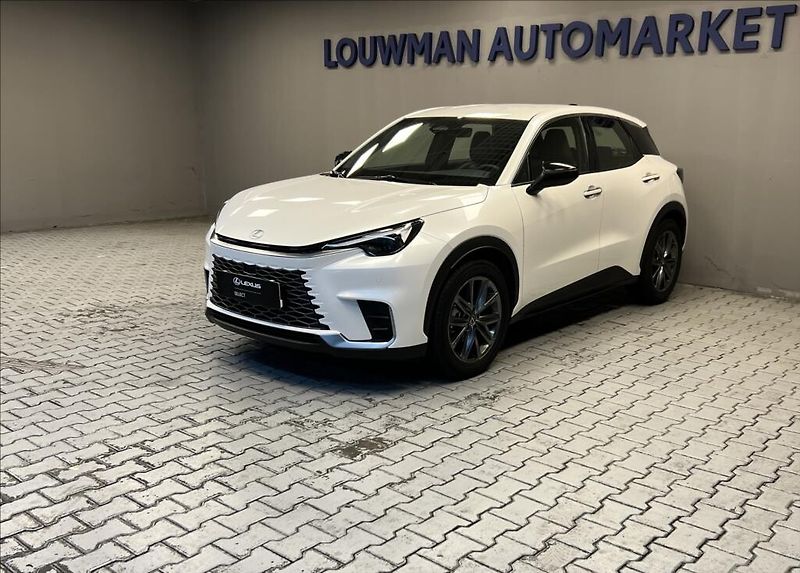 Lexus LBX 1,5 HEV ELEGANT TECH - fotka 1 z 17