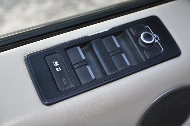 Land Rover Range Rover Sport SDV6 HSE Dynamic 225kW - fotka 7 z 23
