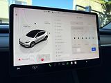 Tesla Model Y Long Range AWD - náhled 26