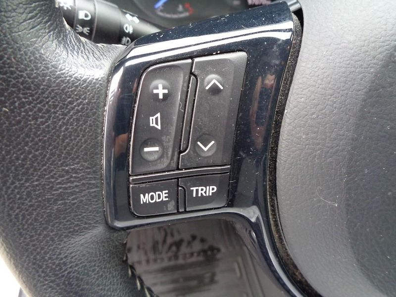 Toyota Yaris 1.5 VVT- i  82 kW - fotka 13 z 26