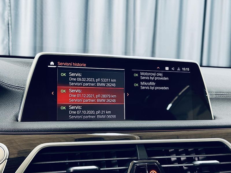 BMW Řada 7 (2020) 730xd*H&K*HUD*LASER* - fotka 33 z 44