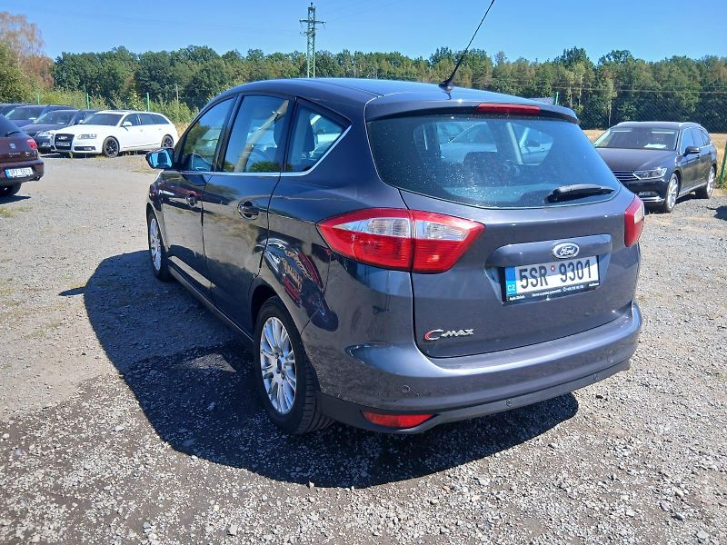 Ford C-MAX 1.6 TDCI, ALU, 6 rychlostí - fotka 12 z 39