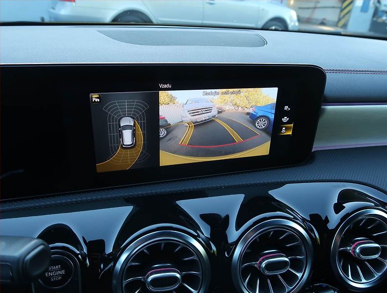 Mercedes-Benz CLA (2020) AMG Paket 200 d - fotka 18 z 21