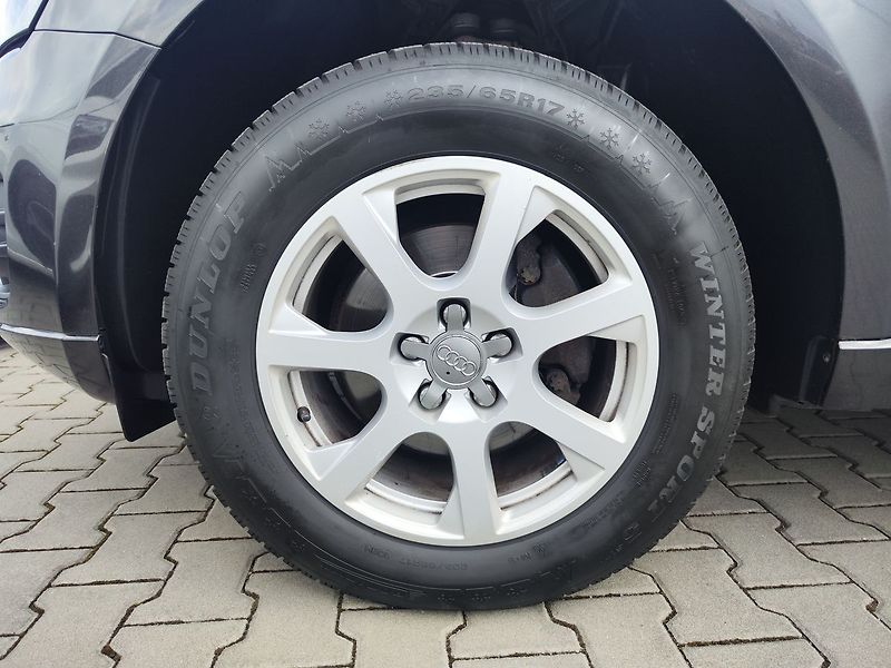 Audi Q5 2.0 TFSi/155kW Quattro ČR - fotka 30 z 30
