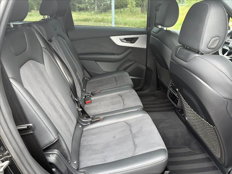 Audi Q7 3,0 TDI 210 KW S-LINE QUATTRO - fotka 19 z 39