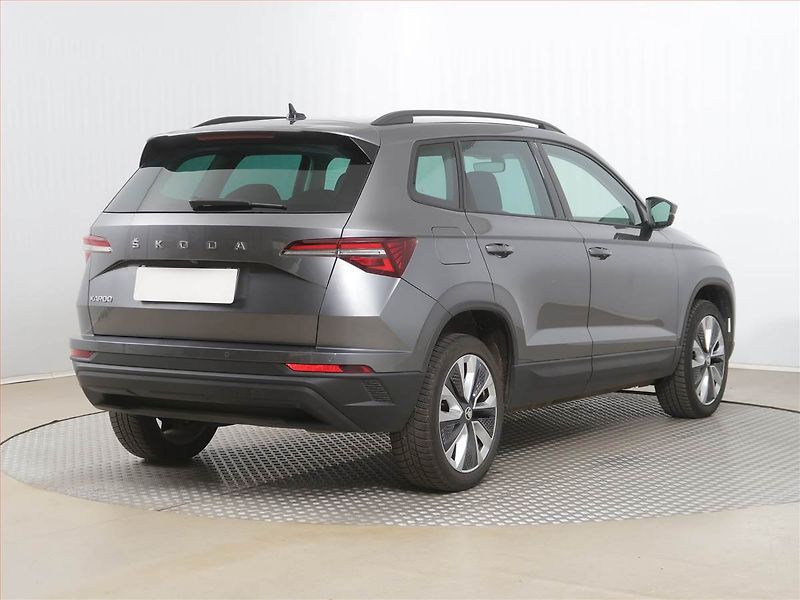 Škoda Karoq (2024) 2.0 TDI, Style Plus,Navigace - fotka 5 z 16