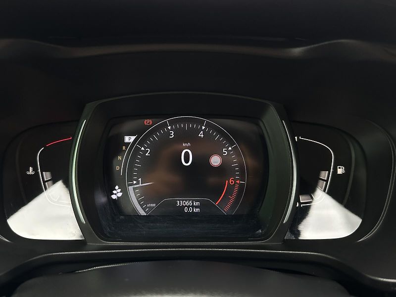 Renault Kadjar 1.3TCe 7AT EDC 140PS Tempomat - fotka 23 z 45