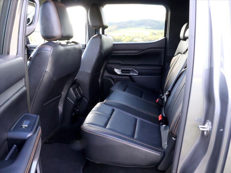 Ford Ranger 3,0 V6 TDi Double Cab Wildtrak - fotka 14 z 37