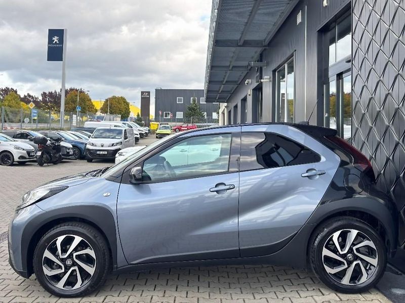 Toyota Aygo X STYLE 1.0 VVT-i 53 kW - fotka 4 z 21