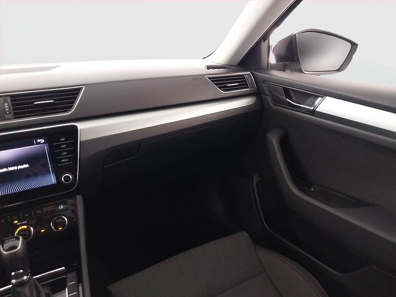 Škoda Superb (2018) Ambition 2.0 TDI, Automat - fotka 8 z 18
