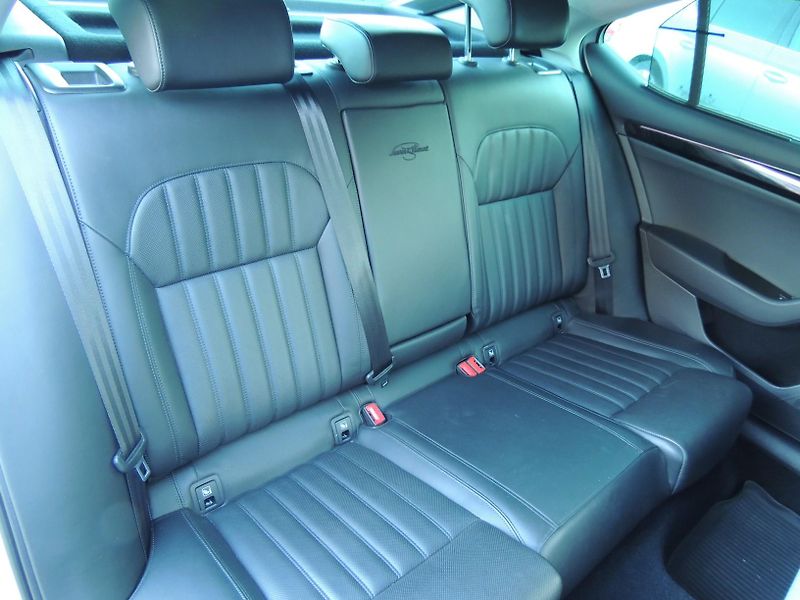 Škoda Superb (2017) 2.0TDi,140kw,L&K,ČR - fotka 54 z 66
