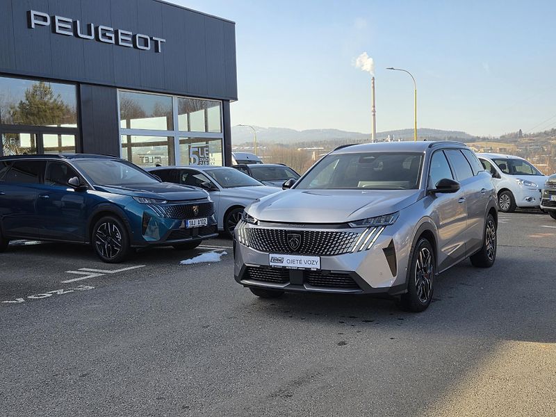 Peugeot 5008 (2025) Hybrid e-DCS 145 ALLURE - fotografie inzerátu