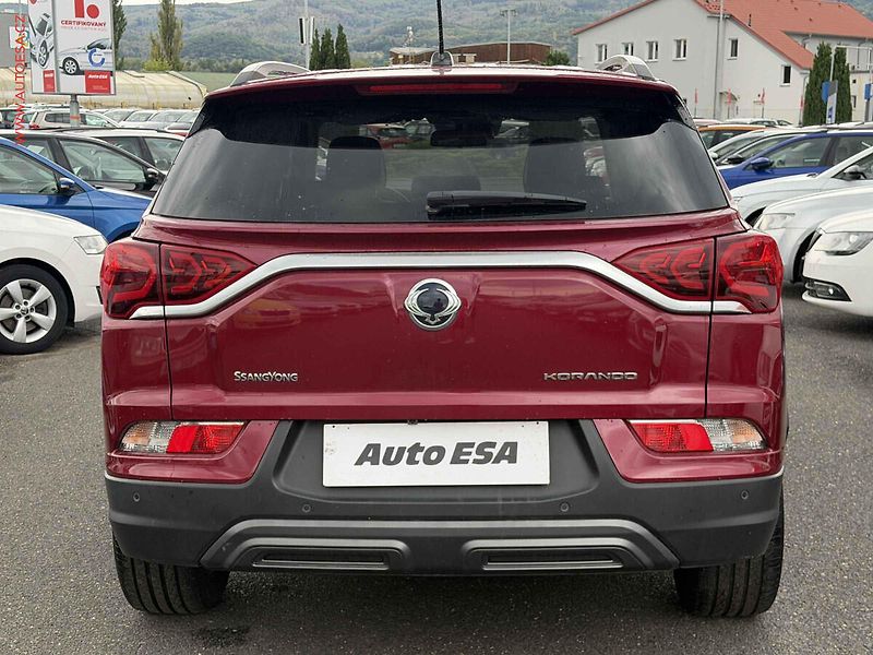 SsangYong Korando (2023) 1.5 T-GDi 4x4, 1.maj,ČR - fotka 5 z 17