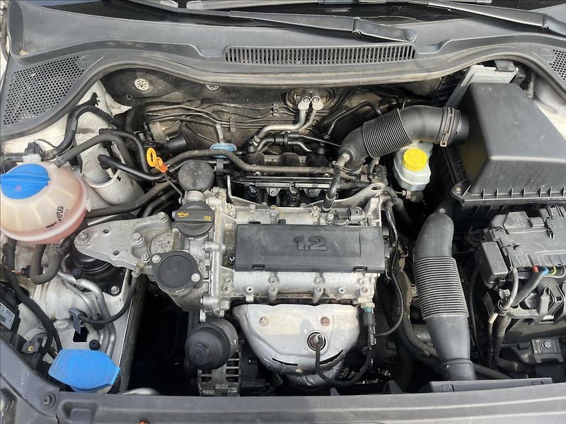 Volkswagen Polo 1.2 HTP KLIMA STK 8/2028 - fotka 26 z 30