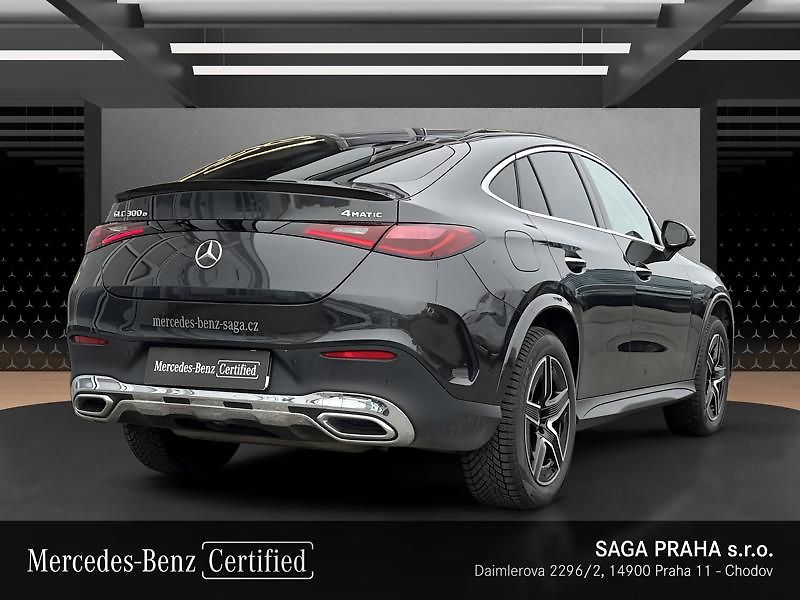 Mercedes-Benz GLC Coupé 300 e 4MATIC kupé s hybr - fotka 4 z 21