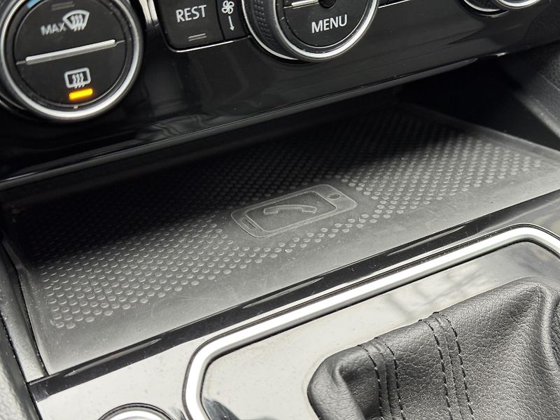 Volkswagen Passat (2020) 2.0TDi 140kW DSG Business, RZV - fotka 33 z 41