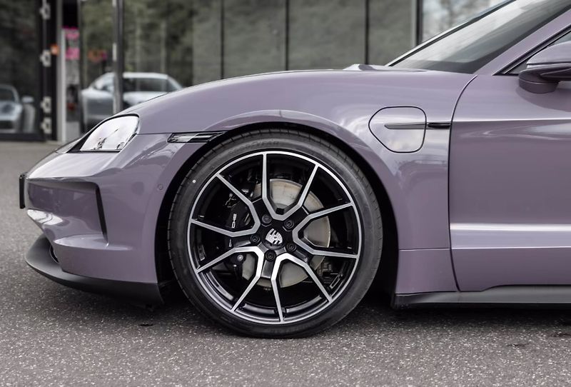 Porsche Taycan Sport Turismo ACC 360 BOSE Mat - fotka 6 z 20