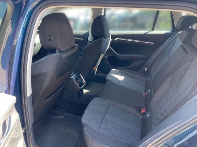 Škoda Octavia 1,5 TSI Style - fotka 8 z 11