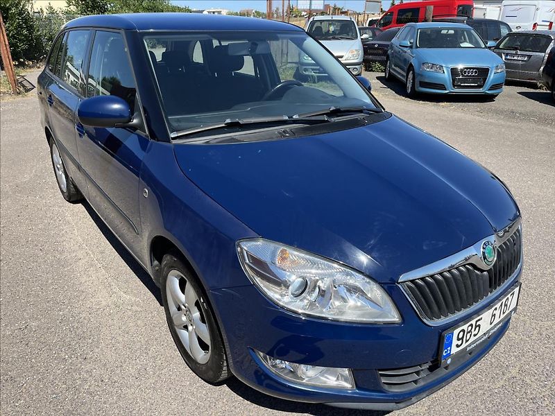 Škoda Fabia 1,6 TDi ČR KLIMA ALU 2 x KOLA - fotka 3 z 33
