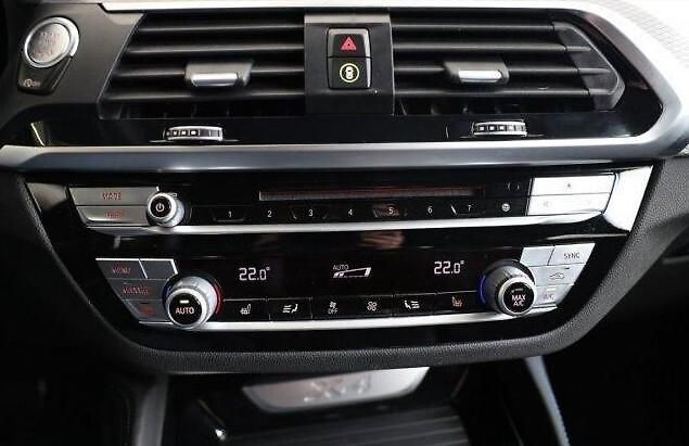 BMW X4 - fotka 12 z 23