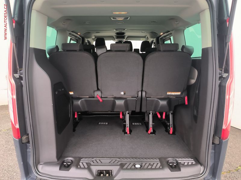Ford Tourneo Custom (2014) 2.2TDCi, Titanium, TZ, navi - fotka 7 z 21