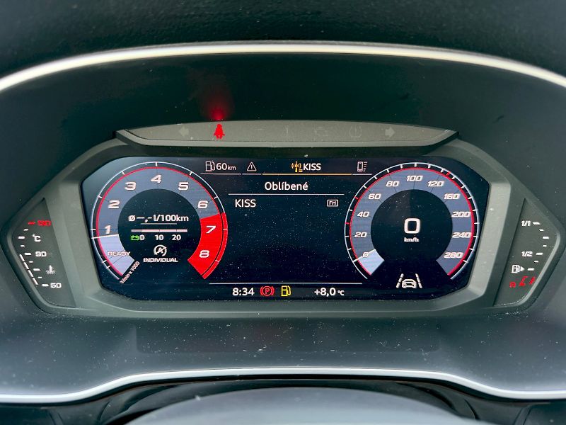 Audi Q3 (2023) 35 TFSI 110kW - fotka 16 z 35