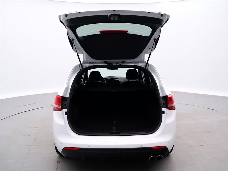 Kia Ceed 1,6 CRDi 100kW GT-Line CZ Navi - fotka 9 z 38