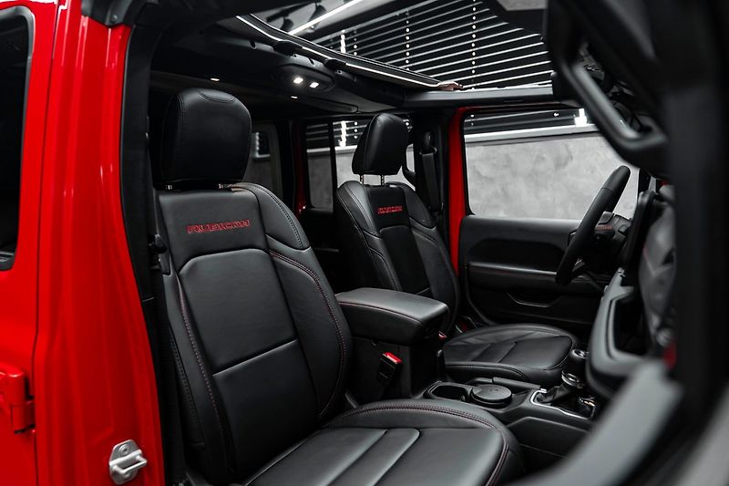 Jeep Wrangler Rubicon - fotka 23 z 27