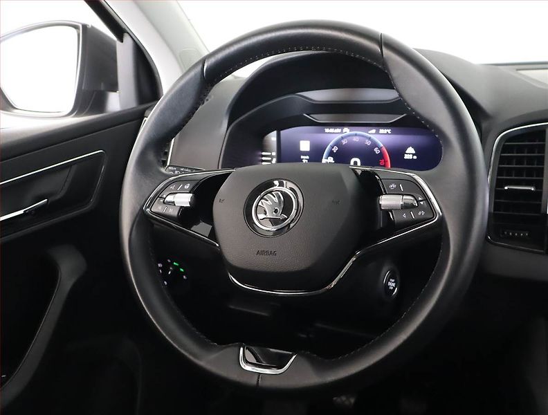 Škoda Karoq (2022) Style 1.5 TSI - fotka 14 z 21