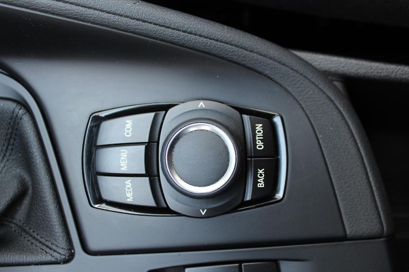BMW X1 xDrive18d - fotka 15 z 22