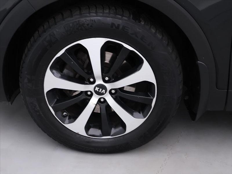 Kia Sorento 2.2 CRDI 147kW Exclusive 4x4 - fotka 26 z 33