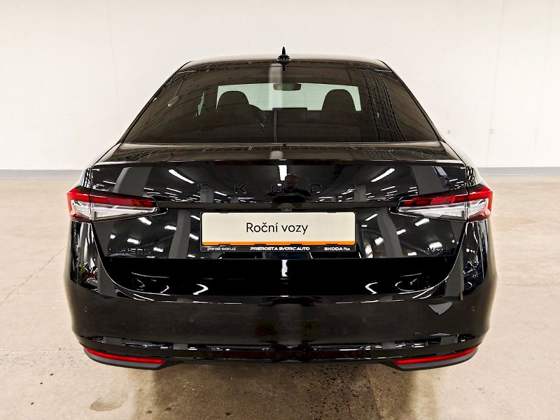 Škoda Superb (2025) 2.0 TDI 142 kW DSG 4x4 Sportli - fotka 31 z 35
