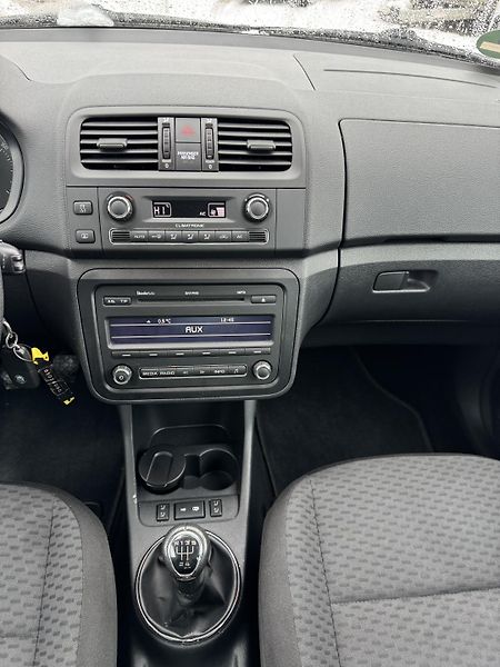 Škoda Roomster (2010) 1.2 51KW 1.MAJITEL 85000KM! - fotka 18 z 36