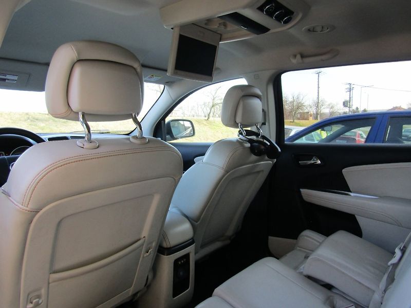 Fiat Freemont (2013) 2.0 JTD 100kW  7 MÍST - fotka 22 z 42
