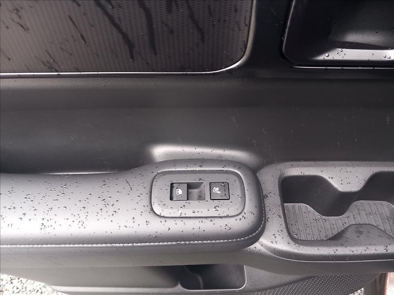 Hyundai Santa Fe 1,6 T-GDI HEV 4x4  CALLIGRAPHY - fotka 25 z 28
