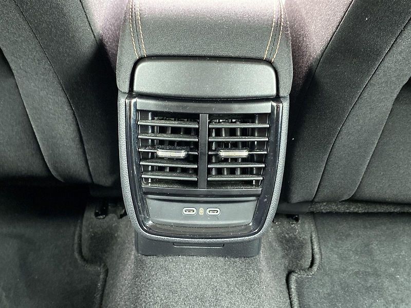 Škoda Scala (2025) 1.0 TSI Top Selection - fotka 27 z 35