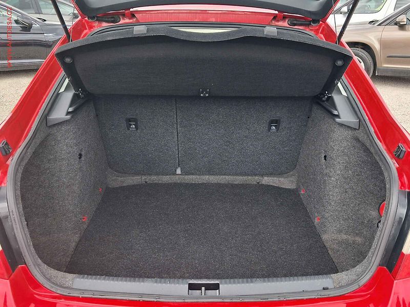 Škoda Octavia (2014) 1.2 TSI, ČR, servis.kniha, AC - fotka 7 z 17