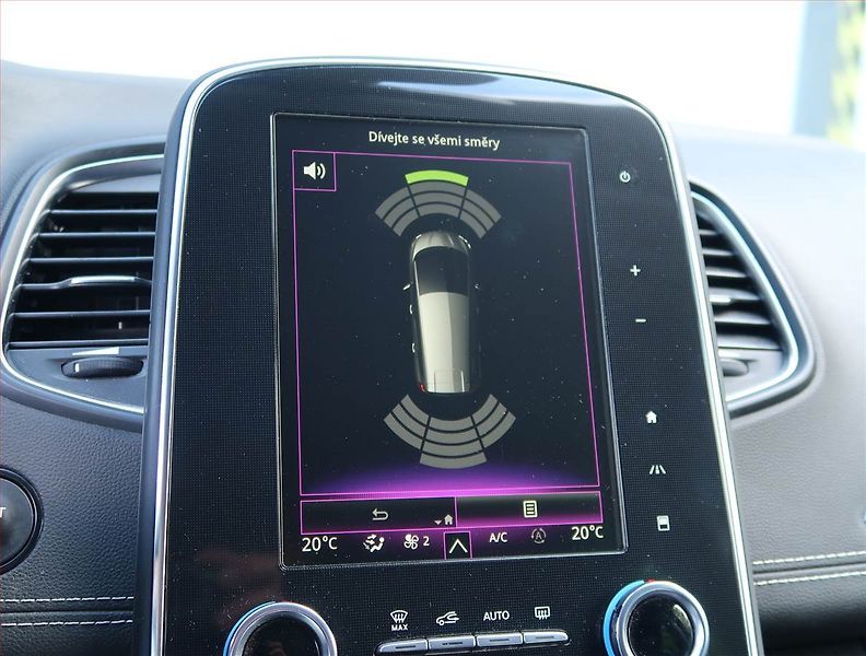 Renault Grand Scénic (2019) 1.7 Blue dCi, Kůže, Navi - fotka 17 z 23