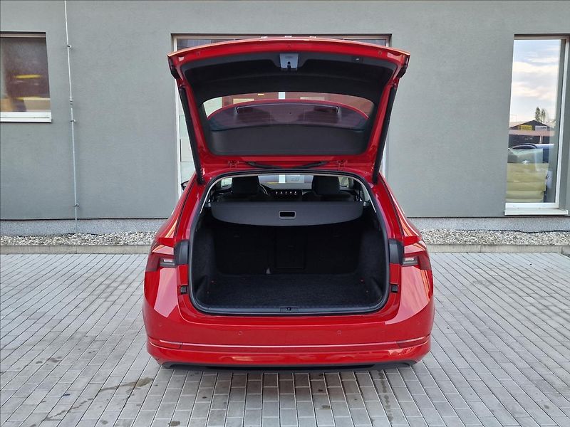 Škoda Octavia 2.0TDI Style Combi,ČR,1.Maj. - fotka 40 z 49