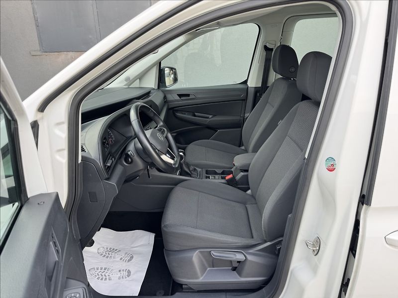 Volkswagen Caddy 2,0 TDI MAXI 7míst DPH 1maj ČR - fotka 22 z 50