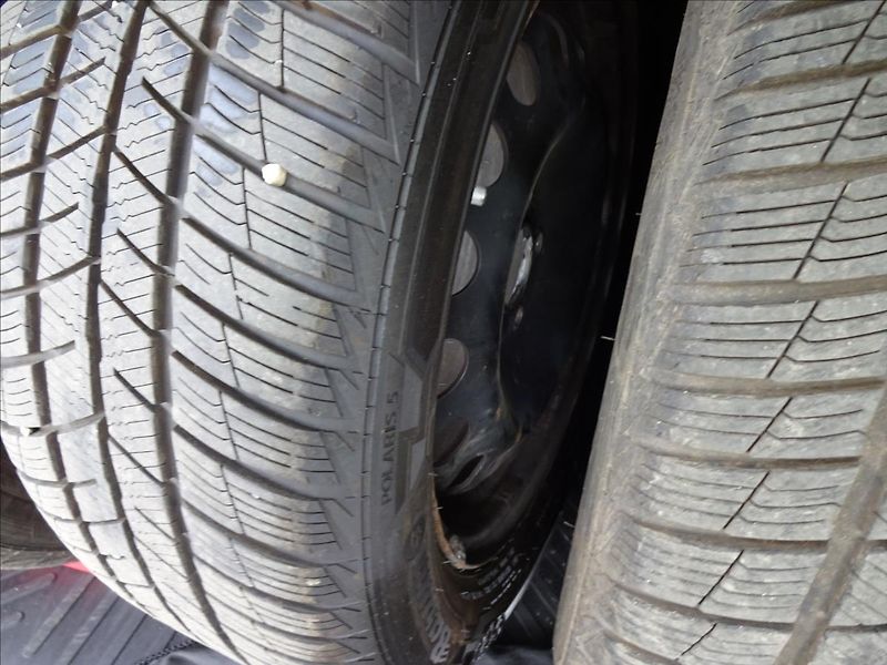 Ford Tourneo Connect 1.0 ECOBOOST TITANIUM - fotka 25 z 49