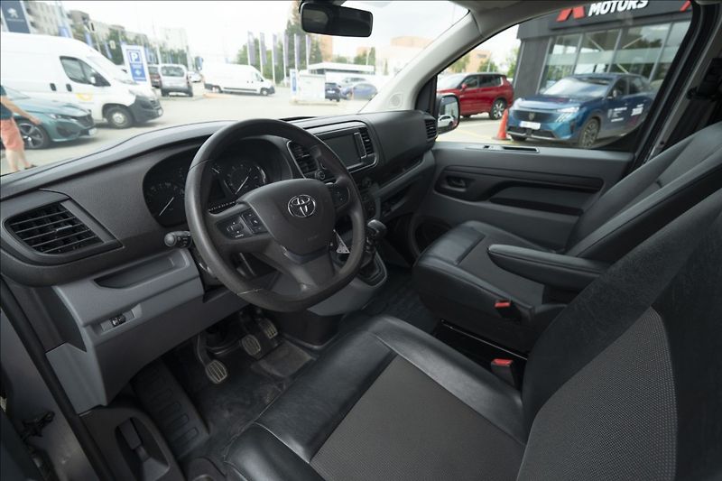 Toyota ProAce 2,0 D-4D NAVI VÝHŘEV 1. MAJ ČR - fotka 15 z 30