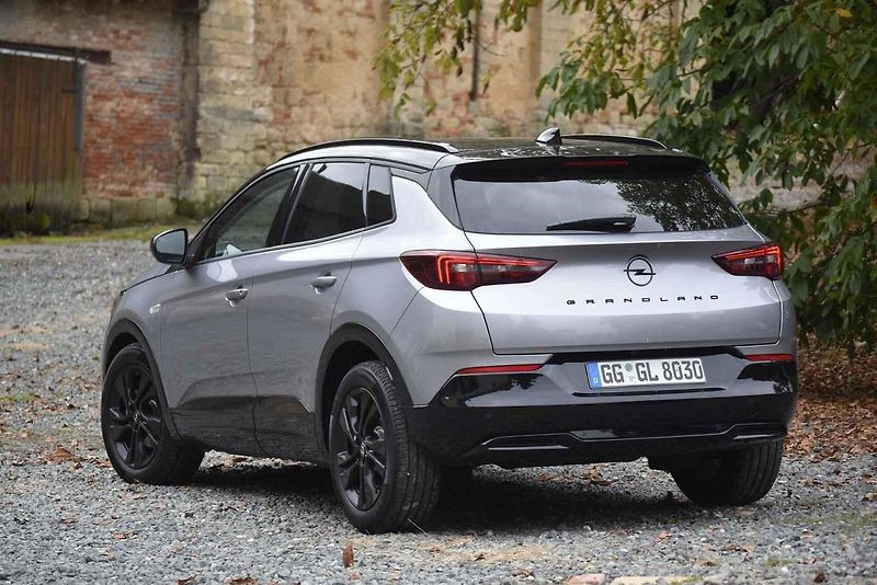 Opel Grandland je solidní rodinné auto bez závažných chyb