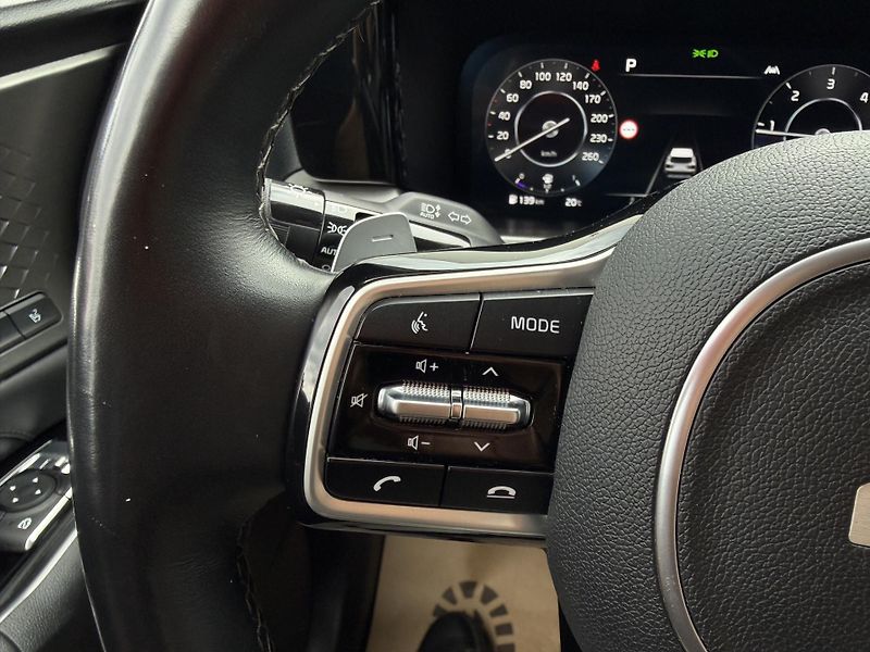 Kia Sorento 2.2 CRDi SCR 4x4 8DCT Top - fotka 30 z 42
